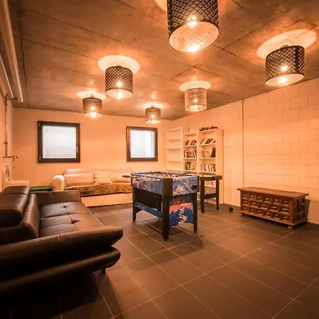 شقة Dependance First