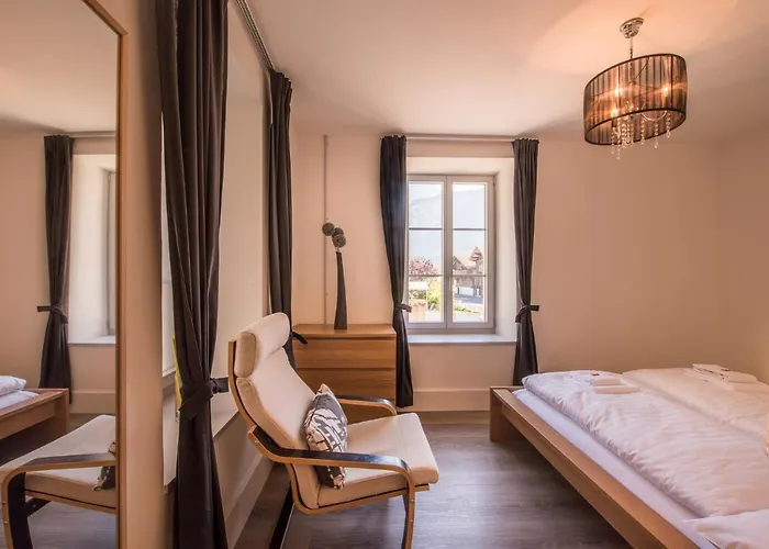 Dependance First * Ιντερλάκεν